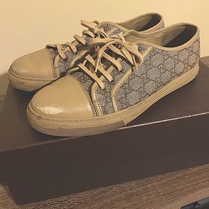 Men’s Gucci Sneakers (Size 10)